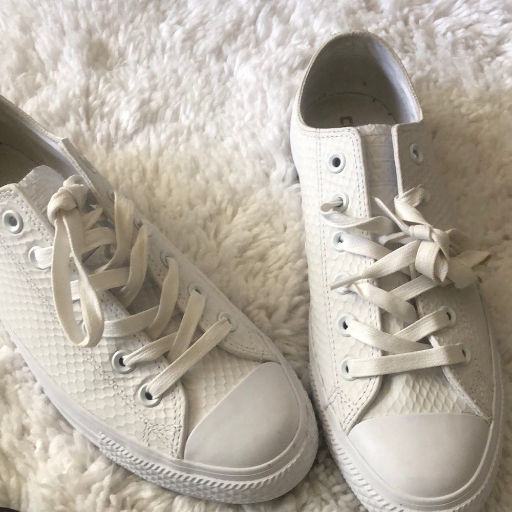 Leather Converse Chucks Low Top